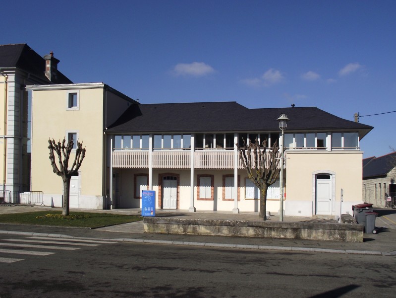 Bibliothèque Daniel Pennac (Ibos, Hautes-Pyrénées, France)