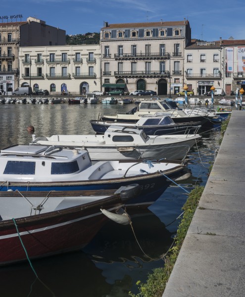 Boats at Louis Pasteur embankment, Sète cf01