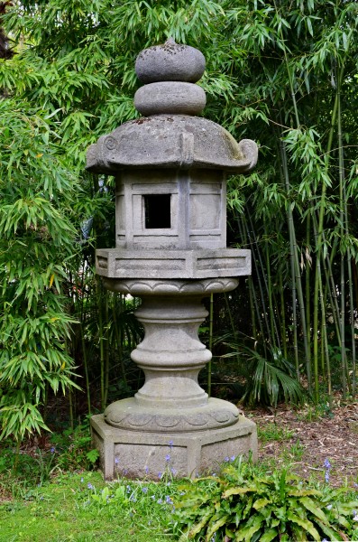 Boulogne-Bill Musée A-Kahn Lanterne japonaise 1 2014