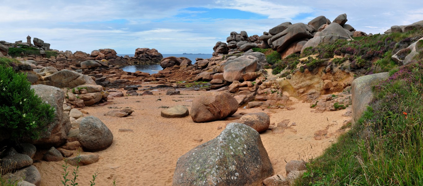 Côte de granite rose-Ploumanach