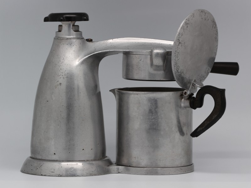 Cafetière Vesuviana 04