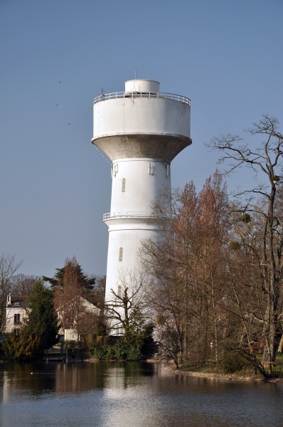 Château d'eau au Vésinet 002