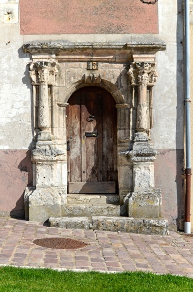 Chateaudun - Ancien presbytere 02