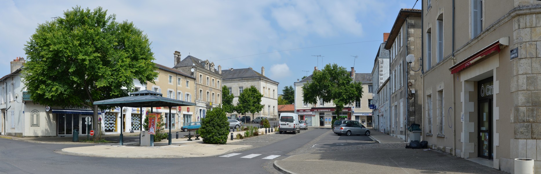 Civray 86 Place Gambetta 2014