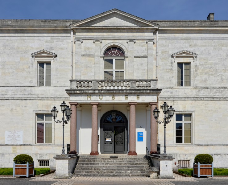 Cognac 16 Entrée du musée 2014