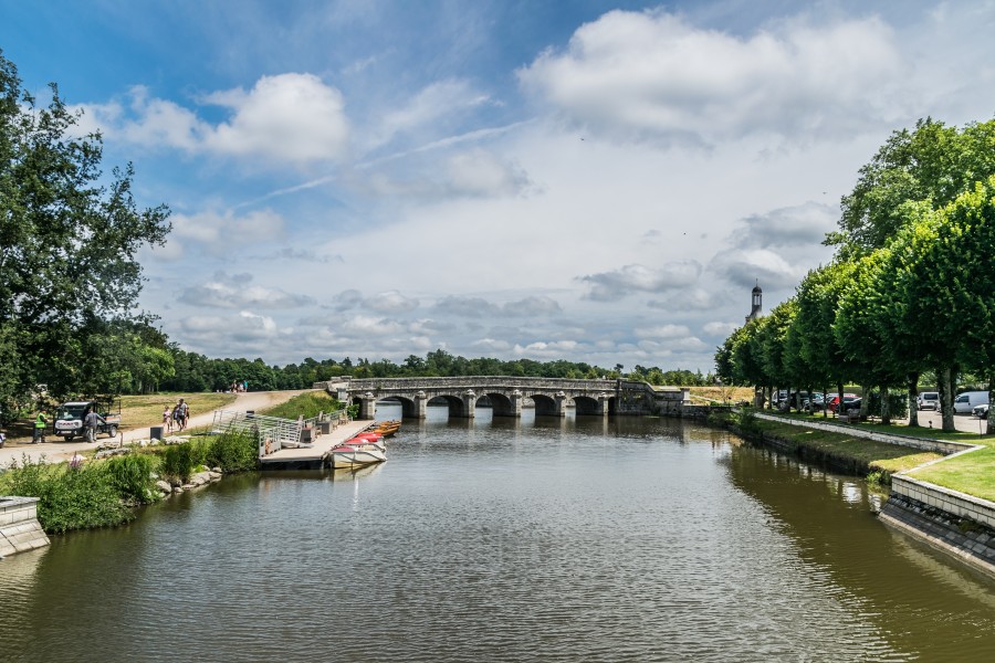 Cosson River in Chambord 02