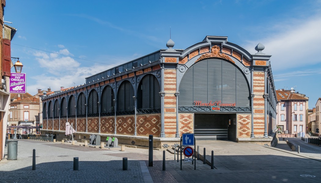 Covered market of Albi 01