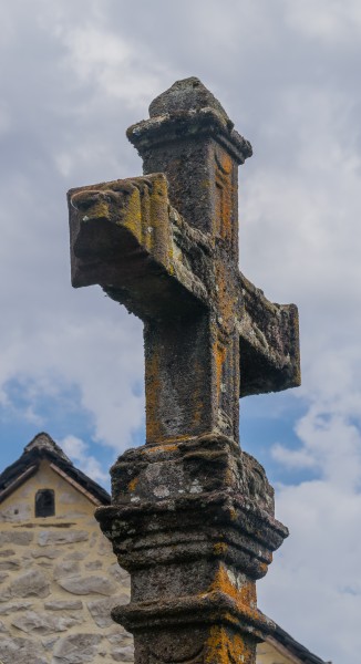 Cross dated 1789 in settlement Souyri