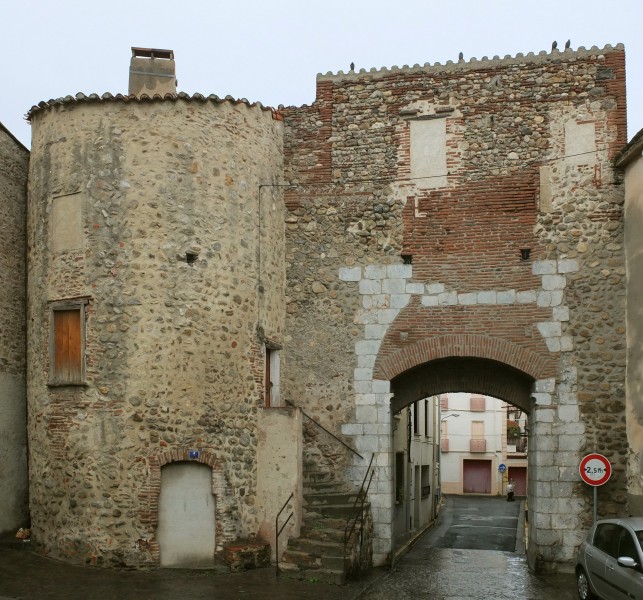 Elne porte de collioure
