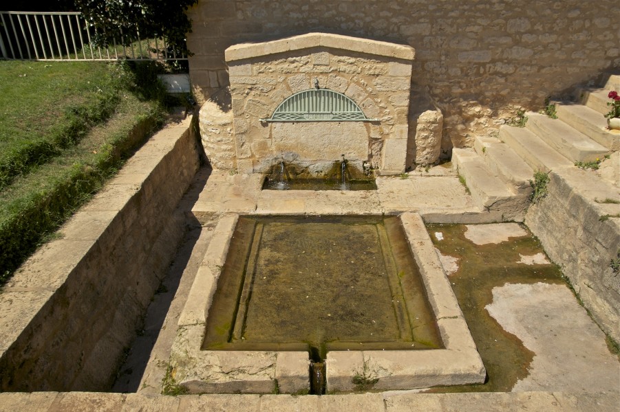 Fontaine Montignac