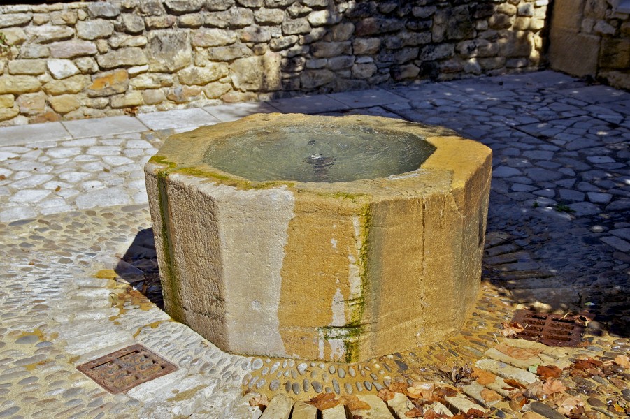 Fontaine Plazac