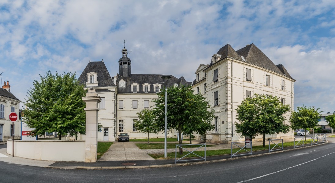 Hospital in Loches