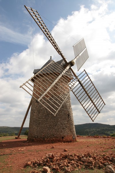 La Couvertoirade wind mill 01