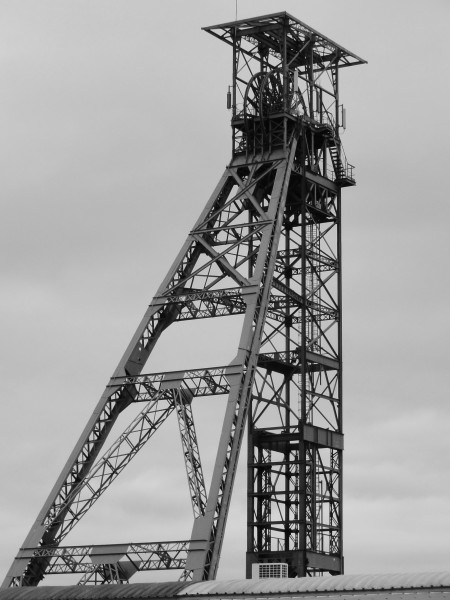Liévin - Fosse n° 1 - 1 bis - 1 ter des mines de Liévin, puits n° 1 bis (S)