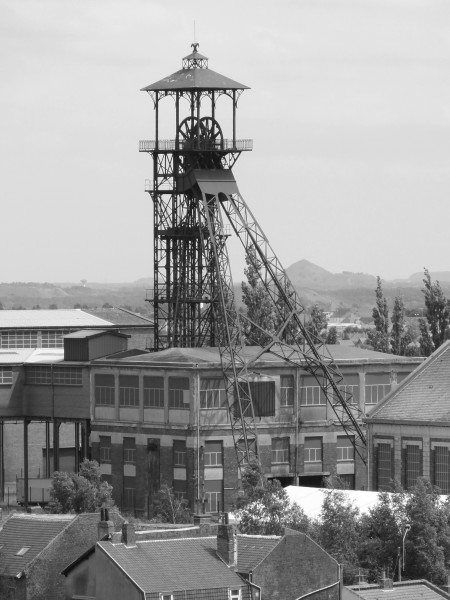 Loos-en-Gohelle - Fosse n° 11 - 19 des mines de Lens (085)