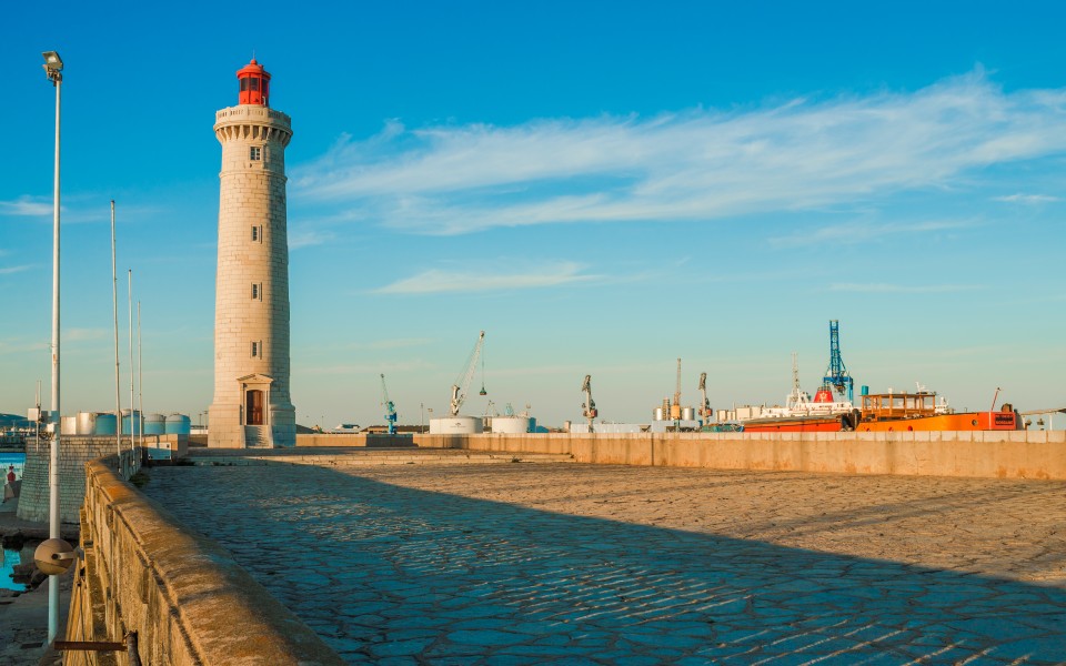 Môle Saint Louis Lighthouse, Sète, Hérault 02