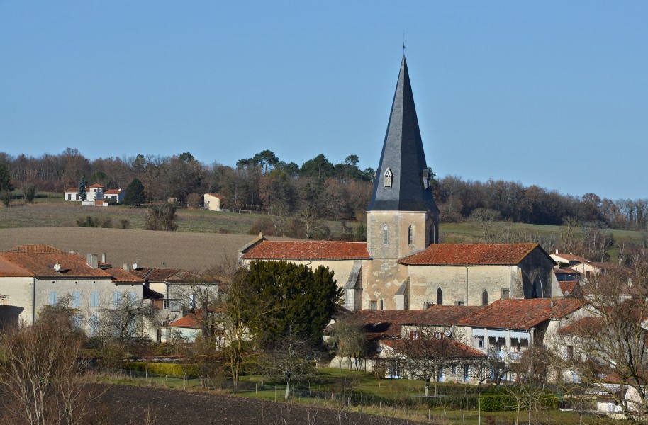 Montboyer 16 Toits&clocher 2013Kt
