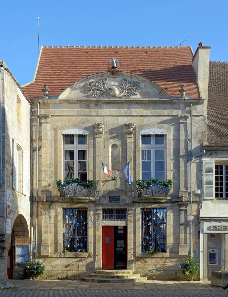 Noyers mairie