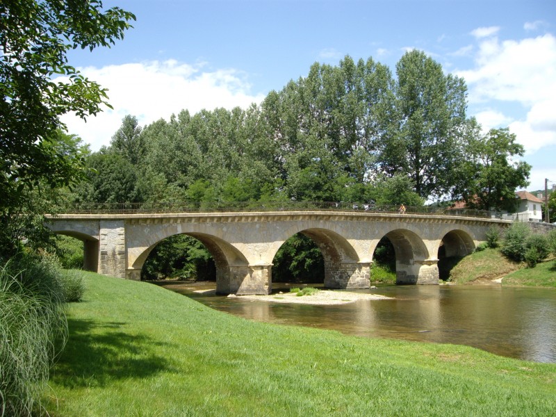 Pont sur l'Arros à Saint-Sever-de-Rustan (Hautes-Pyrénées, France)