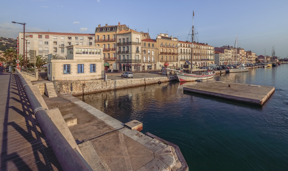 Quai de la République, Sète, Hérault 01