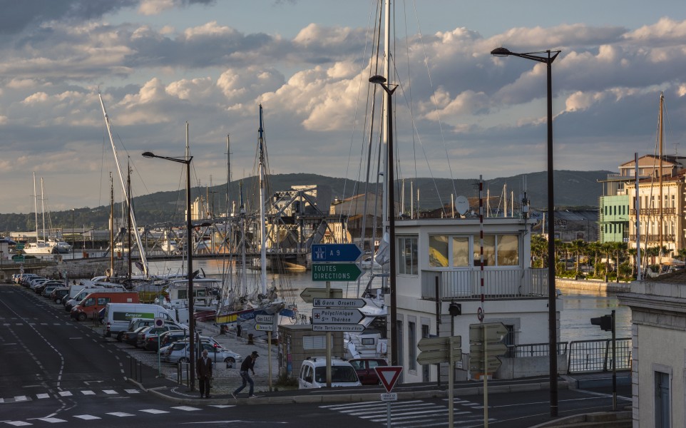 Quai de la République, Sète, Hérault 03