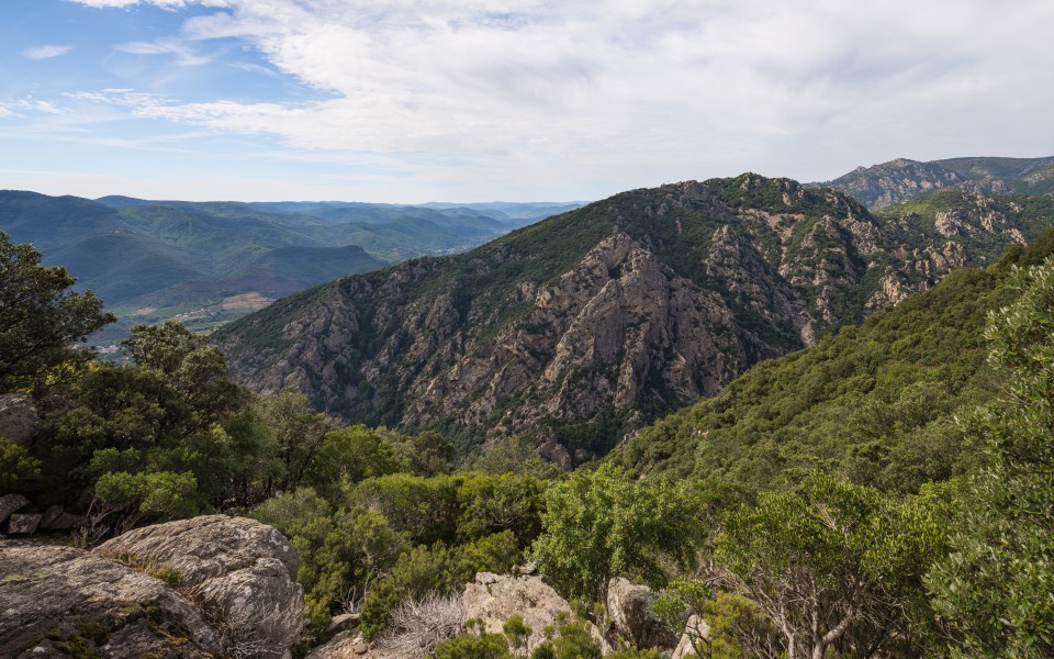 Roc de Peyris, Mons, Hérault 01