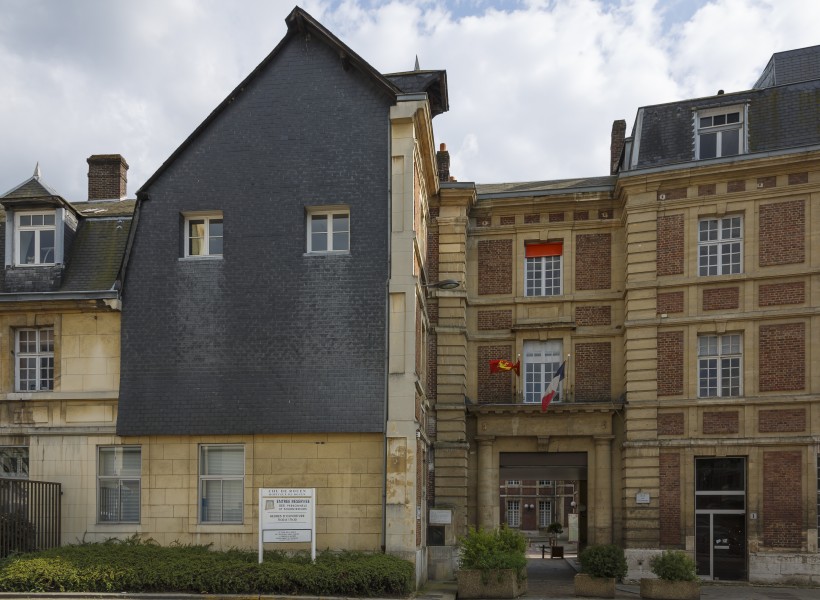Rouen France-CHU-Charles-Nicolle-03