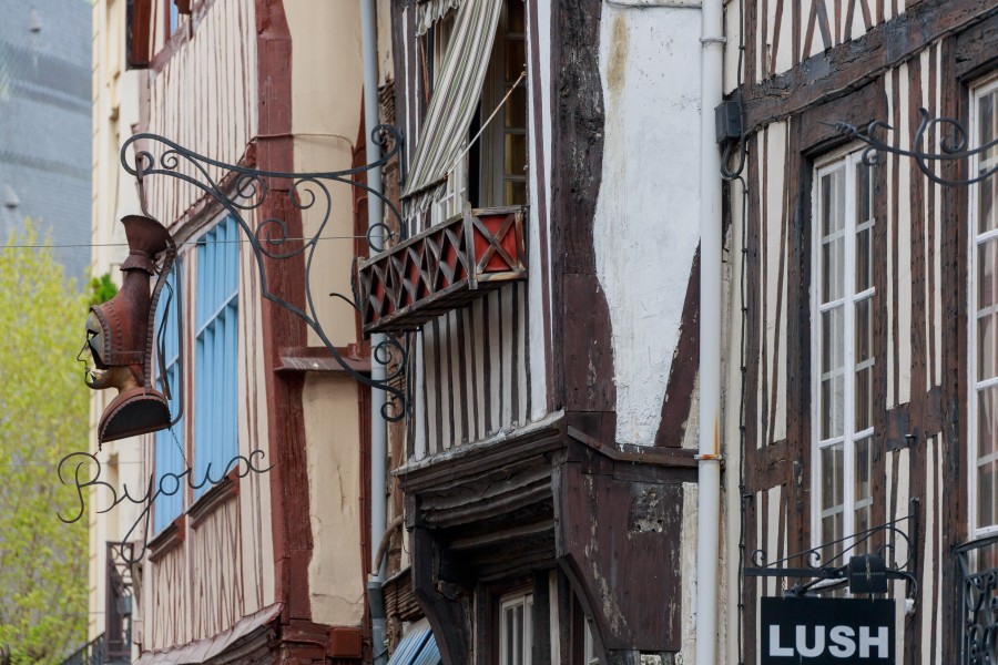 Rouen France Timber-framed-houses-02