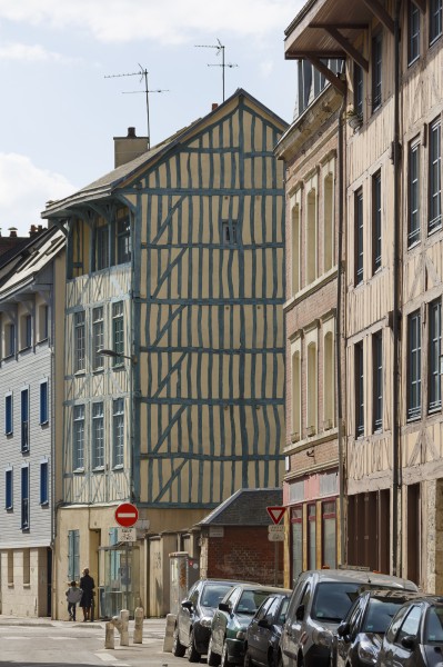 Rouen France Timber-framed-houses-05