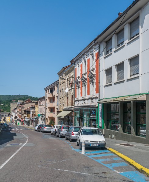 Rue Cayrade in Decazeville 03