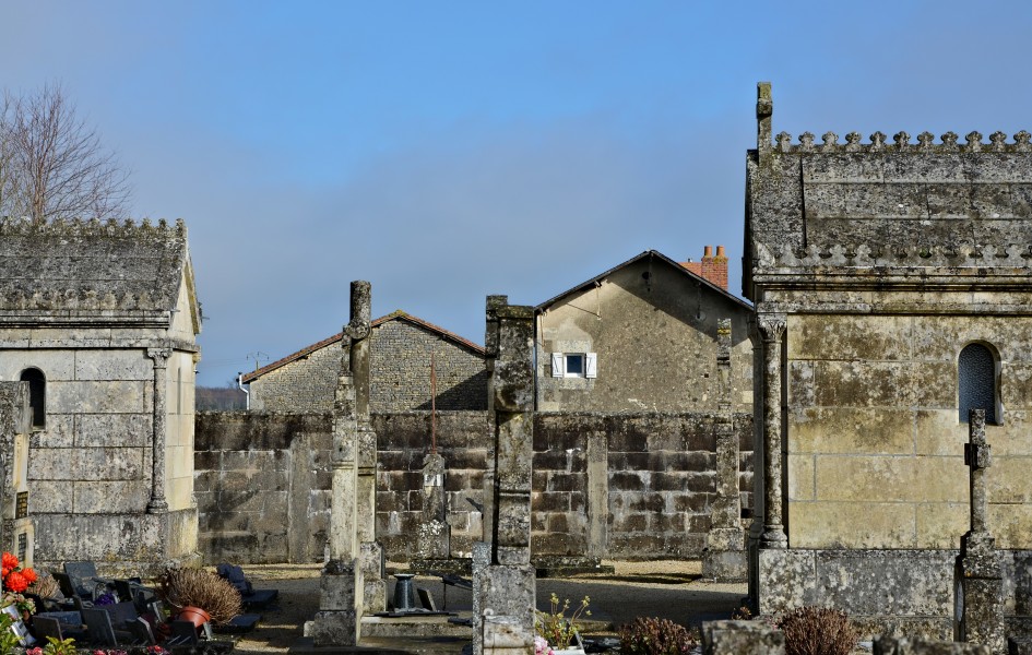Saint-Gaudent 86 Cimetière 2014