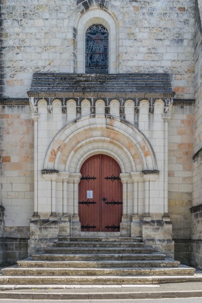 Saint Martin church of Nouans-les-Fontaines 03