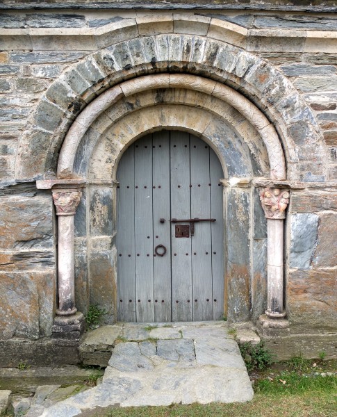 Serrabone portal