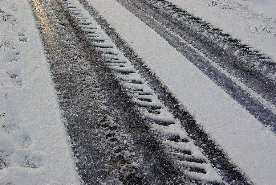 St-Amant 16 Neige & traces 2009