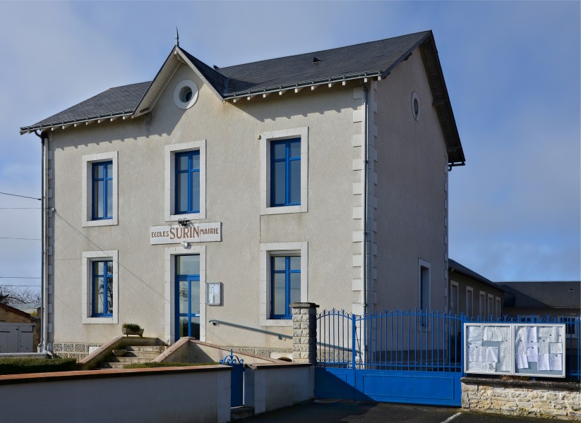 Surin 86 Mairie&panneaux affichage 2014