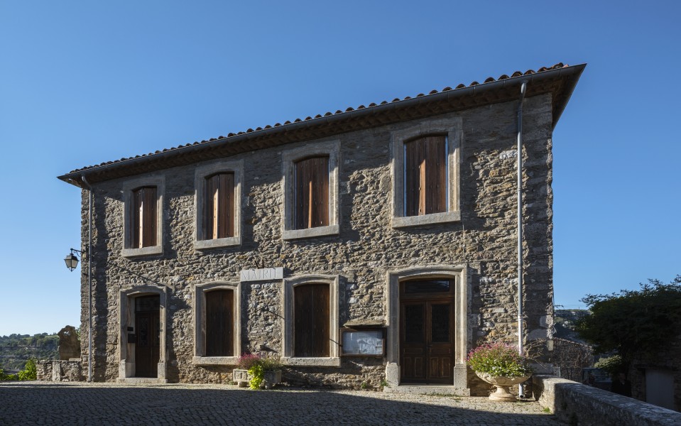 Town hall, Minerve cf01