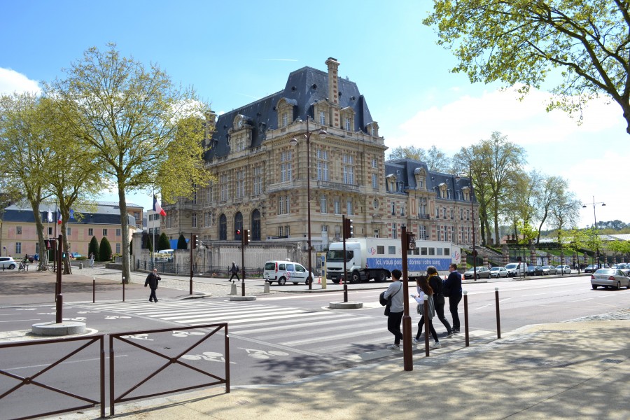 Town hall of Versailles-1
