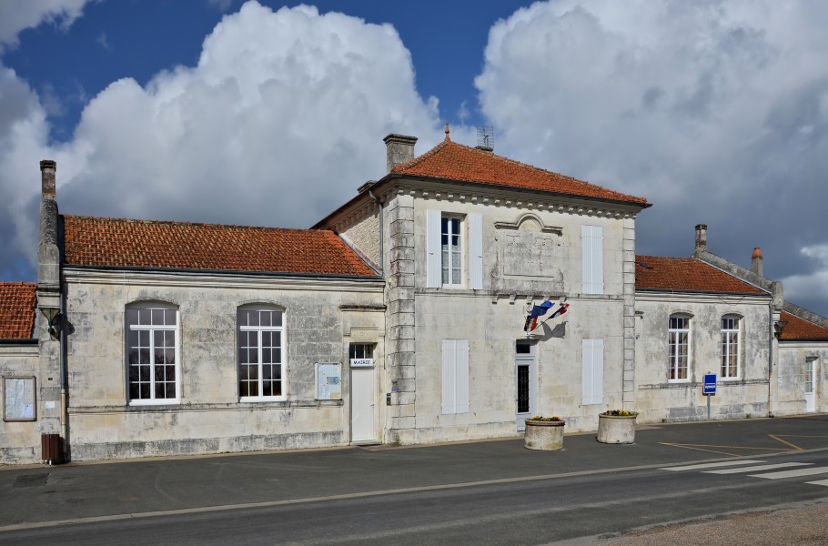 Villars-en-Pons Mairie Façade 2014