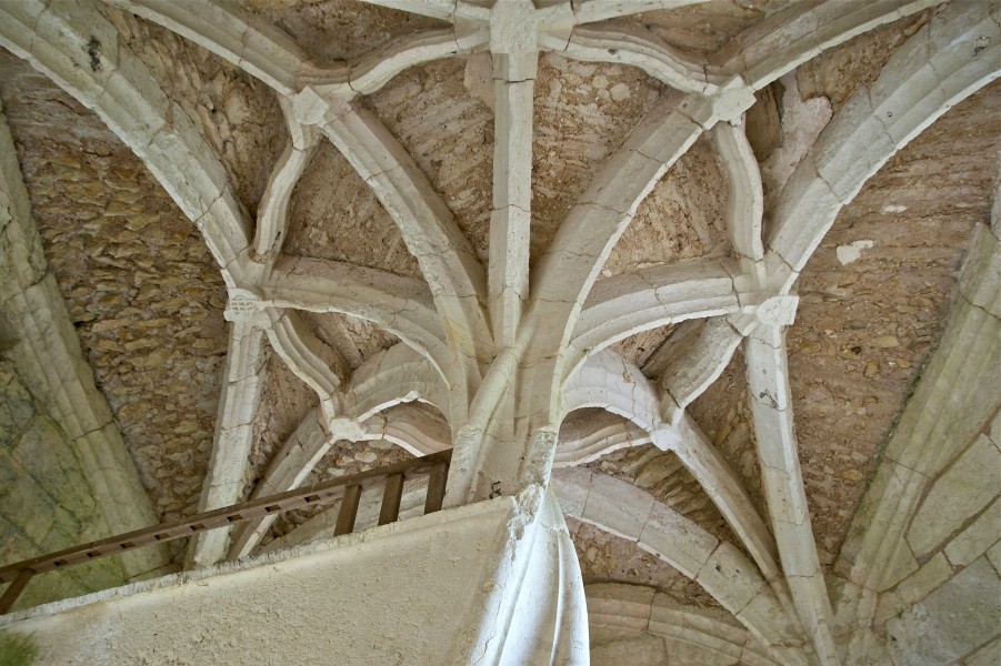 Voûte escalier château herm
