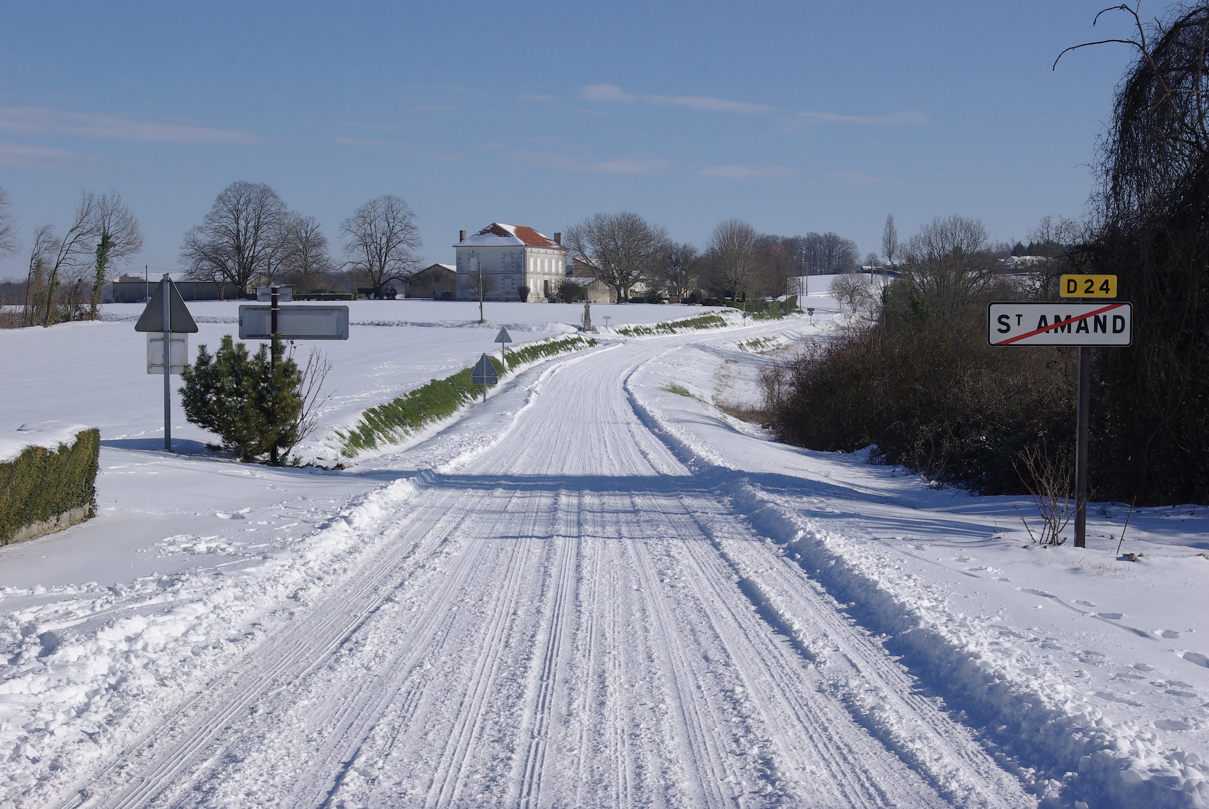 Saint-Amant 16 Neige D24 2012