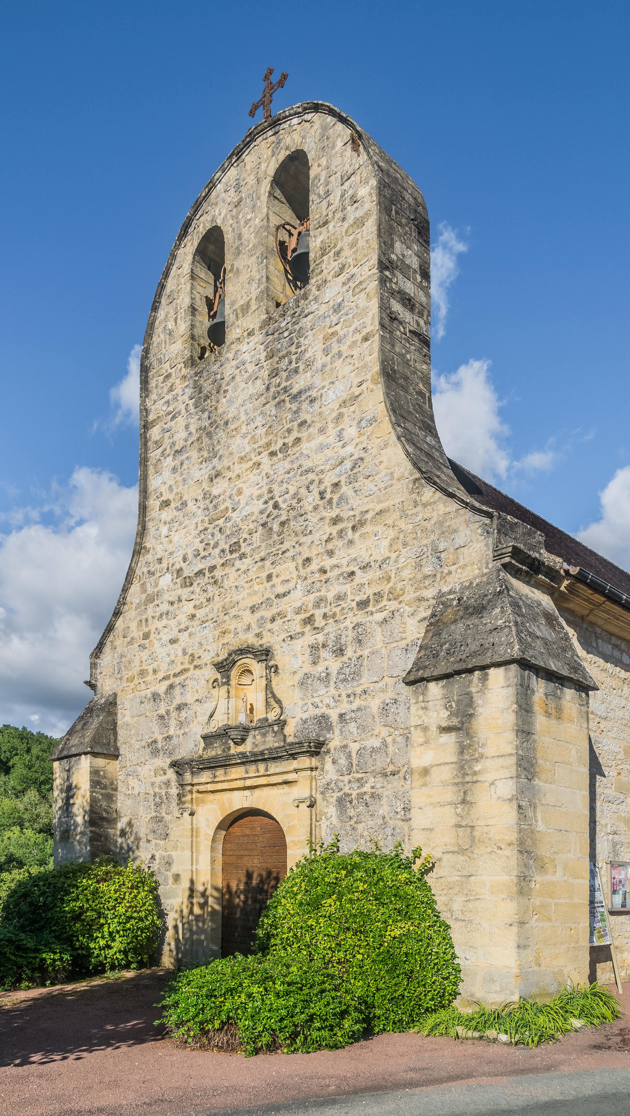 Saint Dionysius Church of Berbiguieres 02
