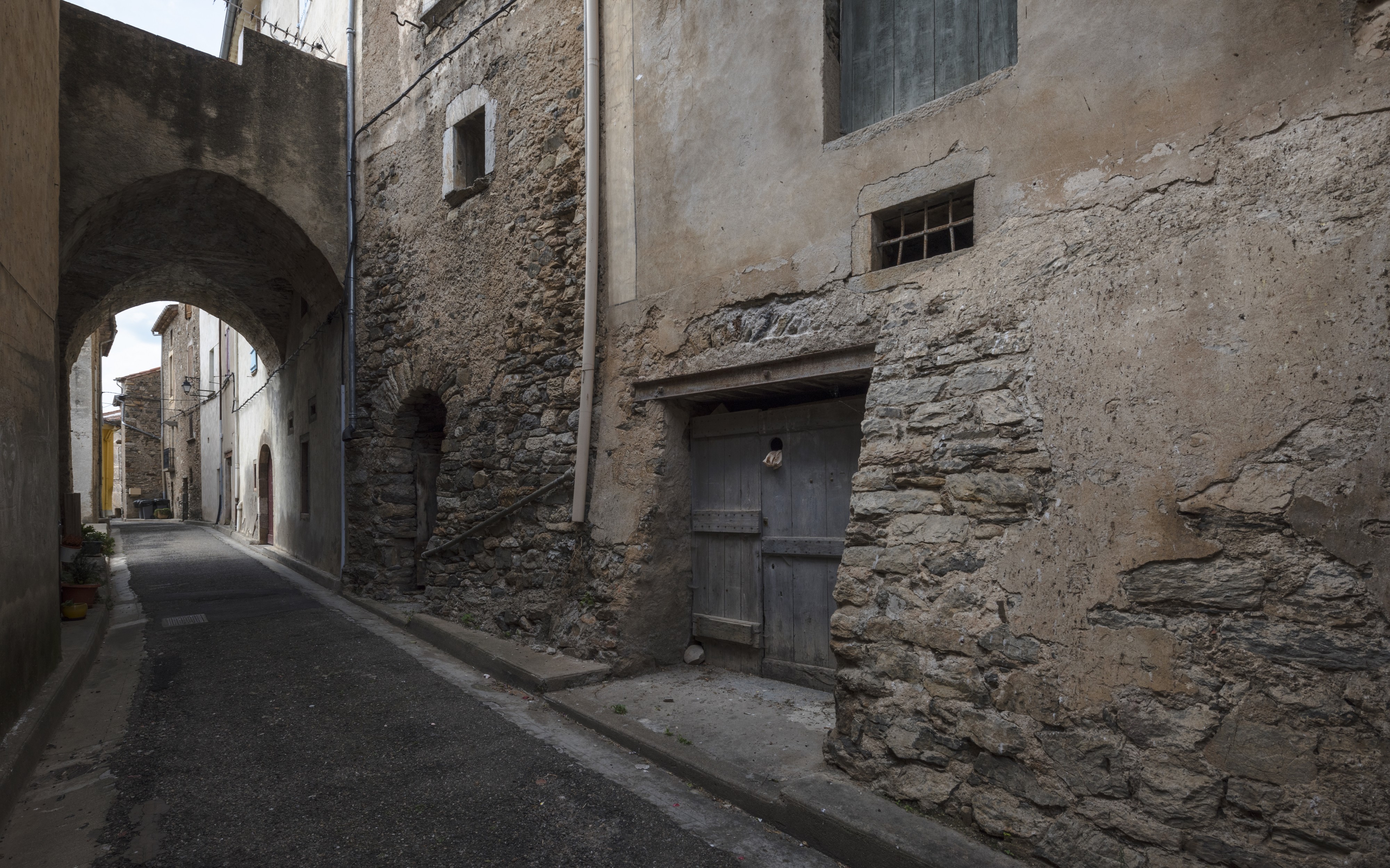 Alley in Roquebrun cf09