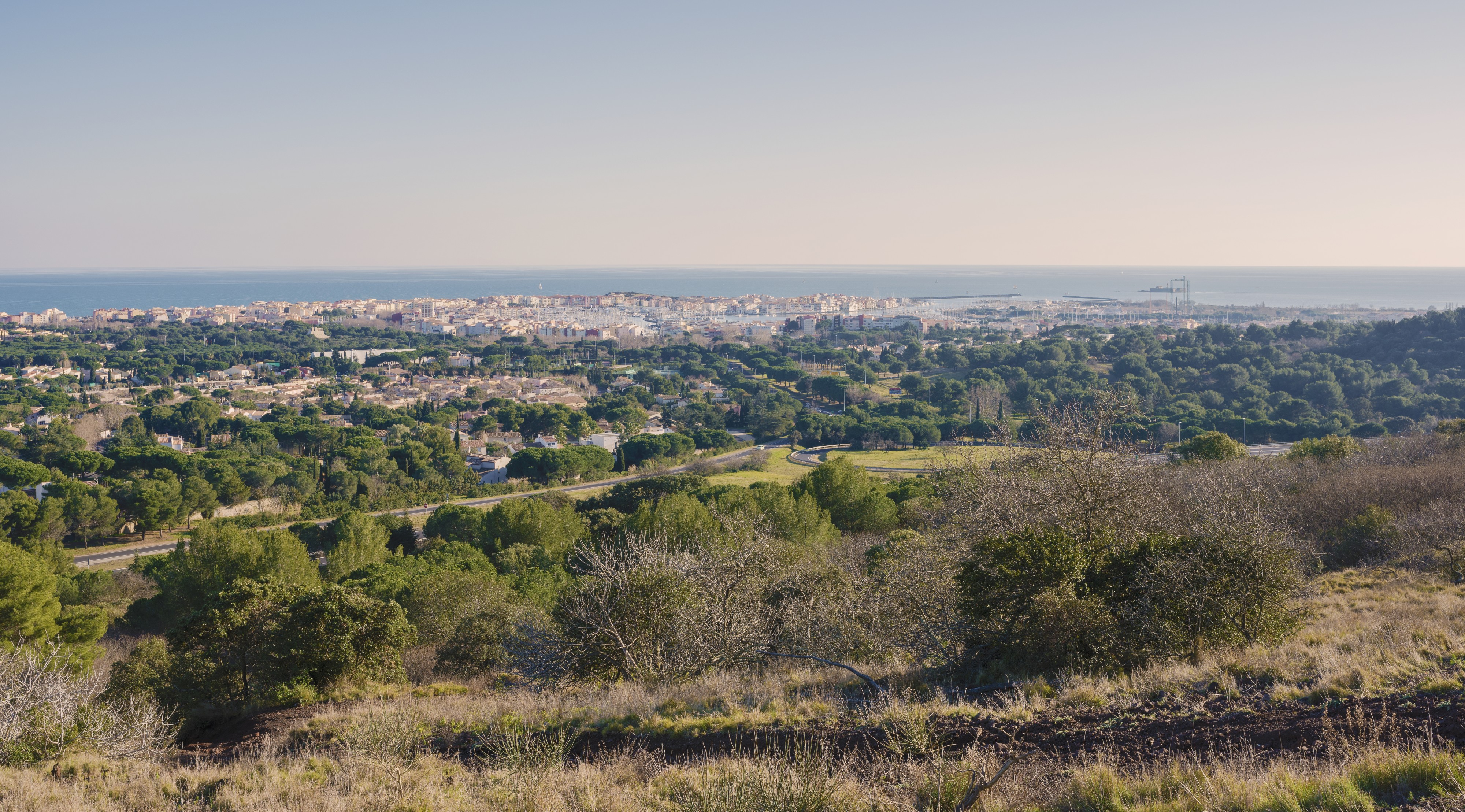 Cap d'agde depuis le Mont Saint-Loup 02