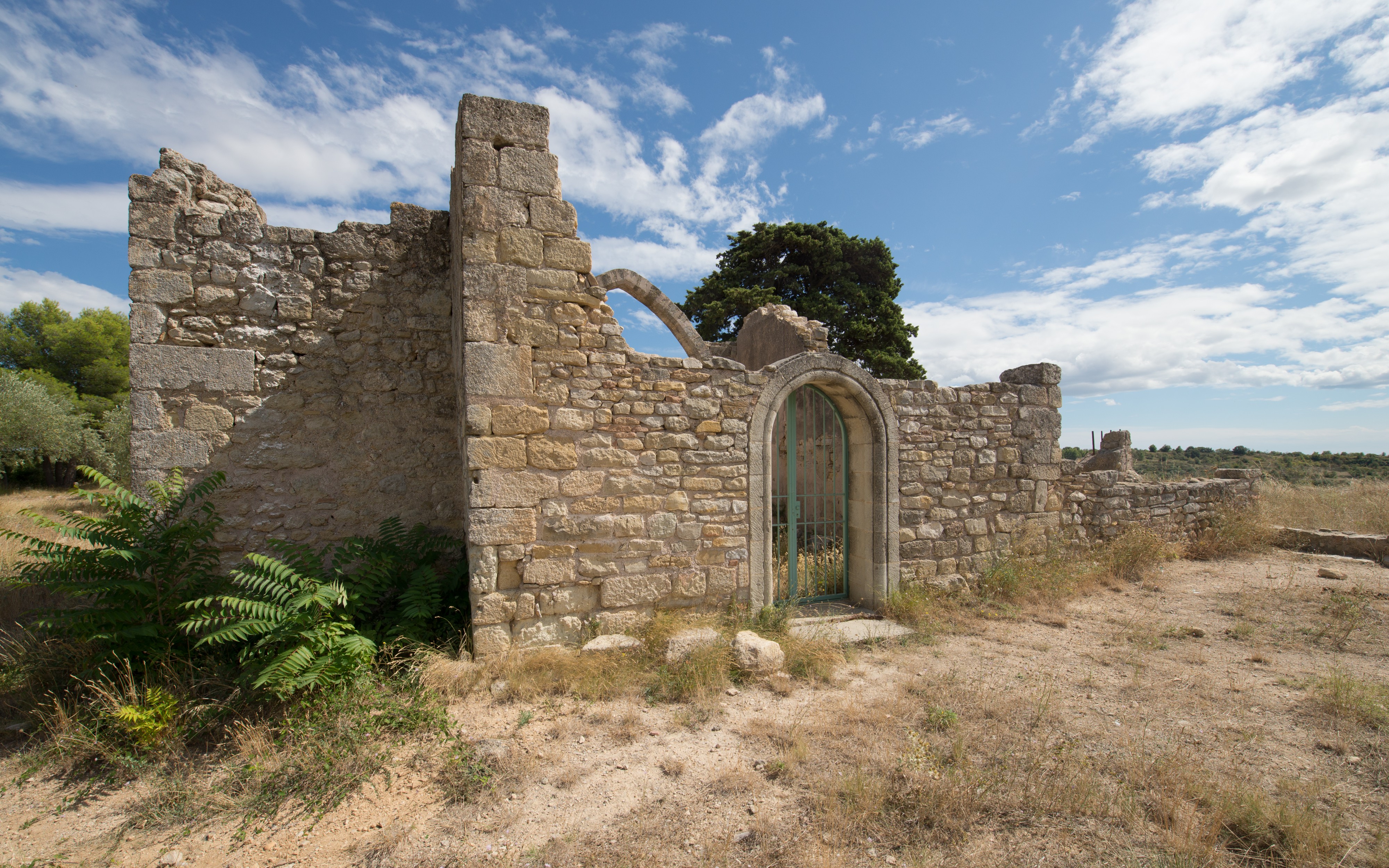 Ermitage Saint-Antoine, Castelnau-de-Guers 03