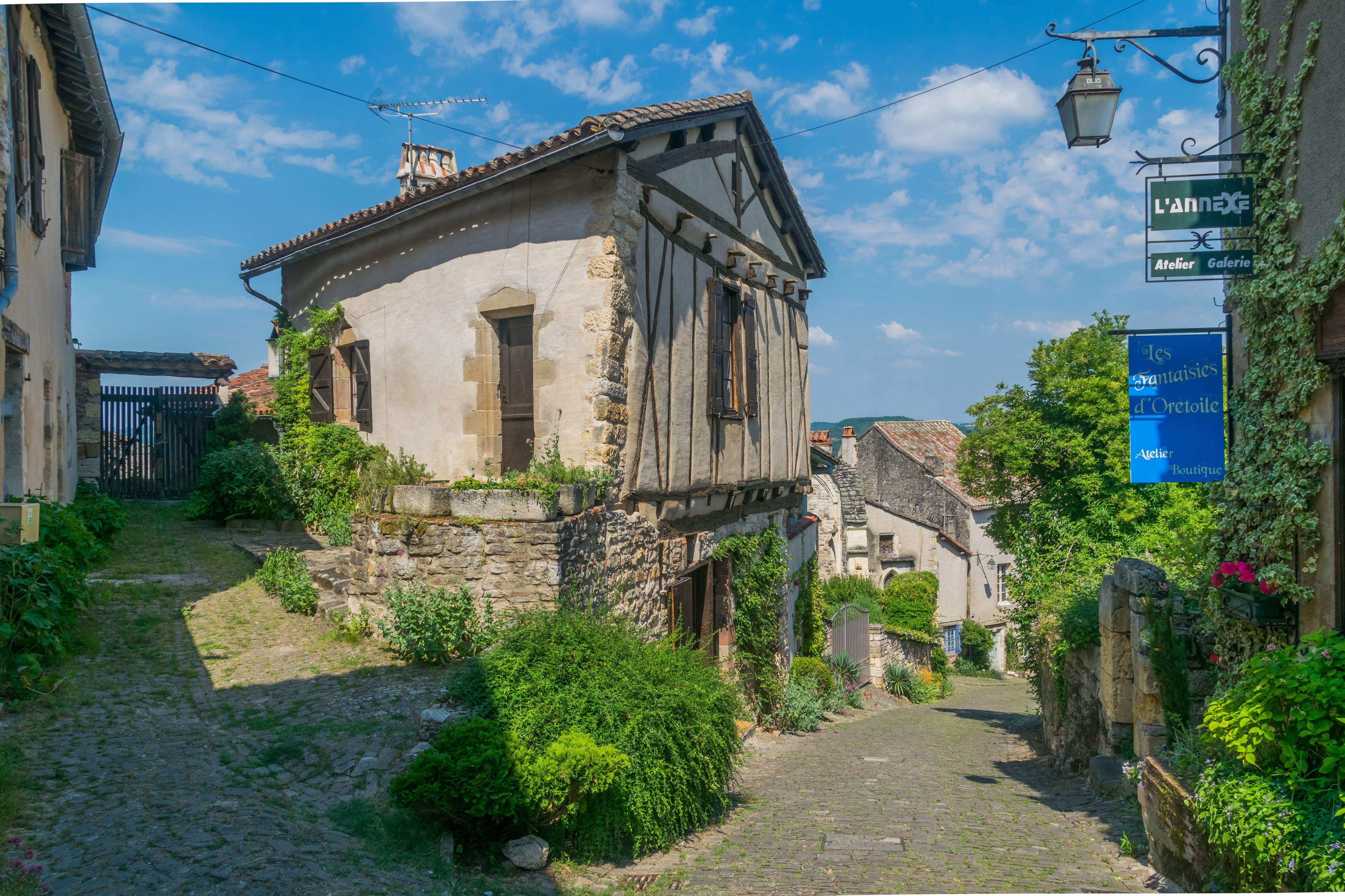 Grand-Rue de la Barbacane 02