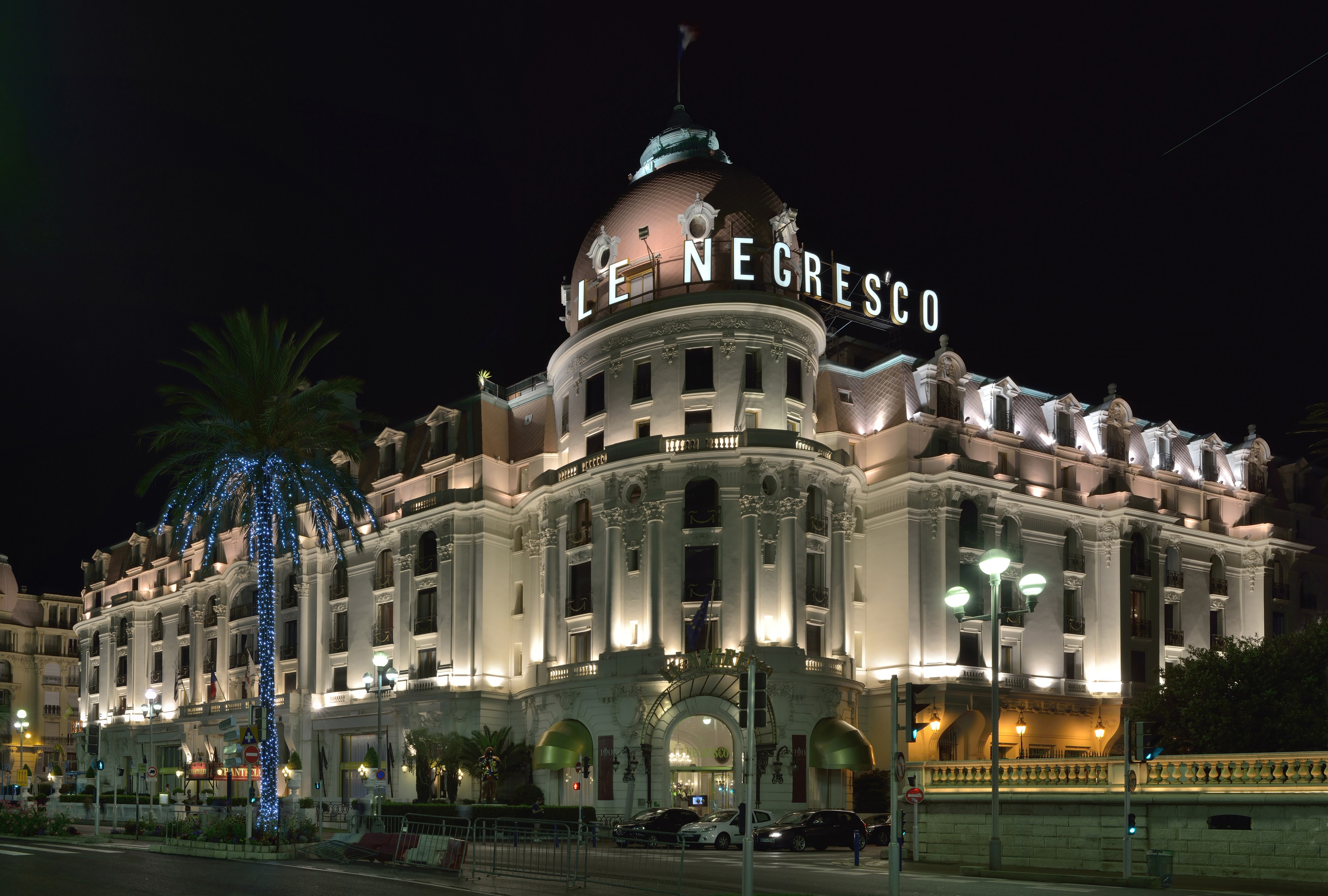Negresco in Nizza by night 2014