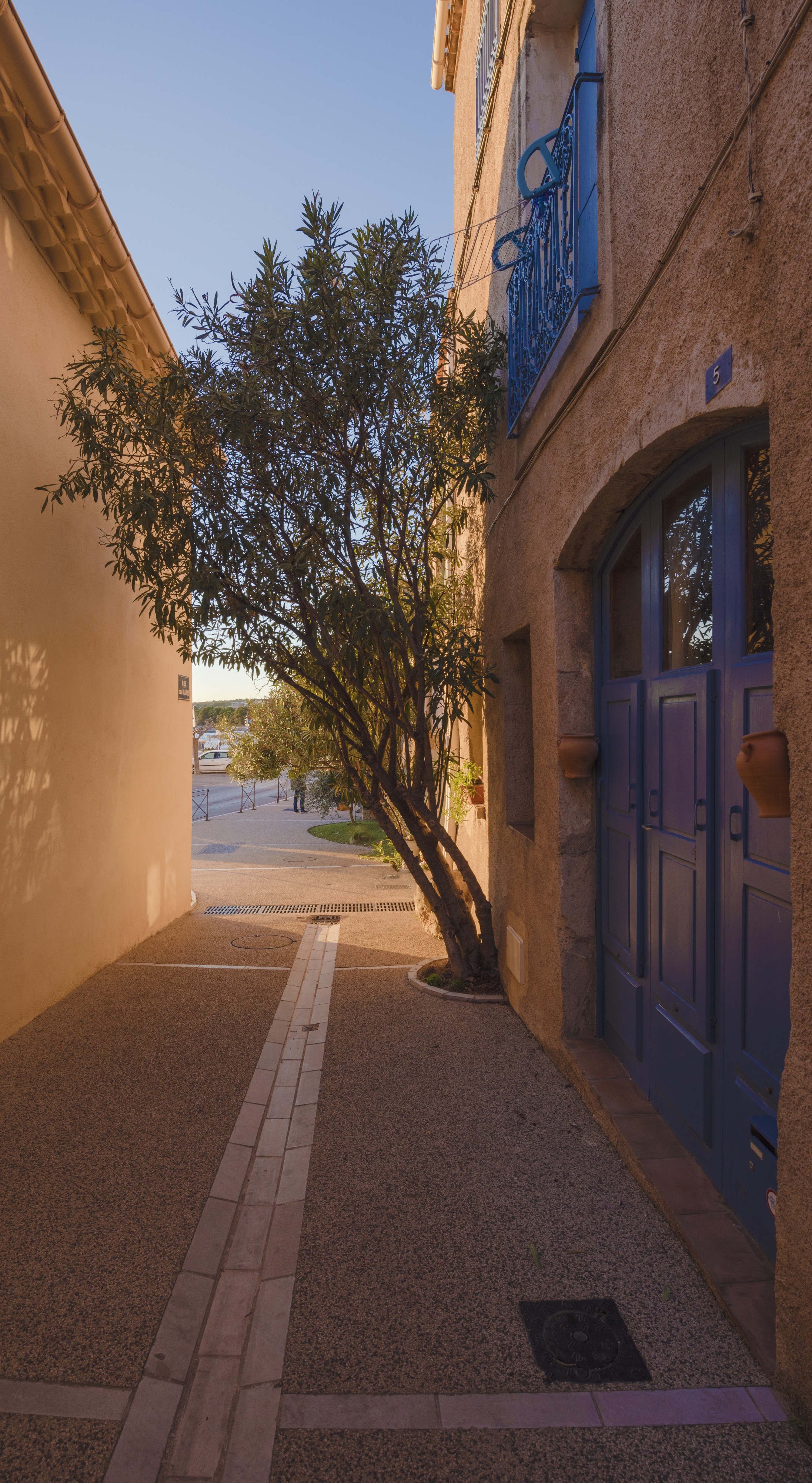Rue des Beauces, Bouzigues 01