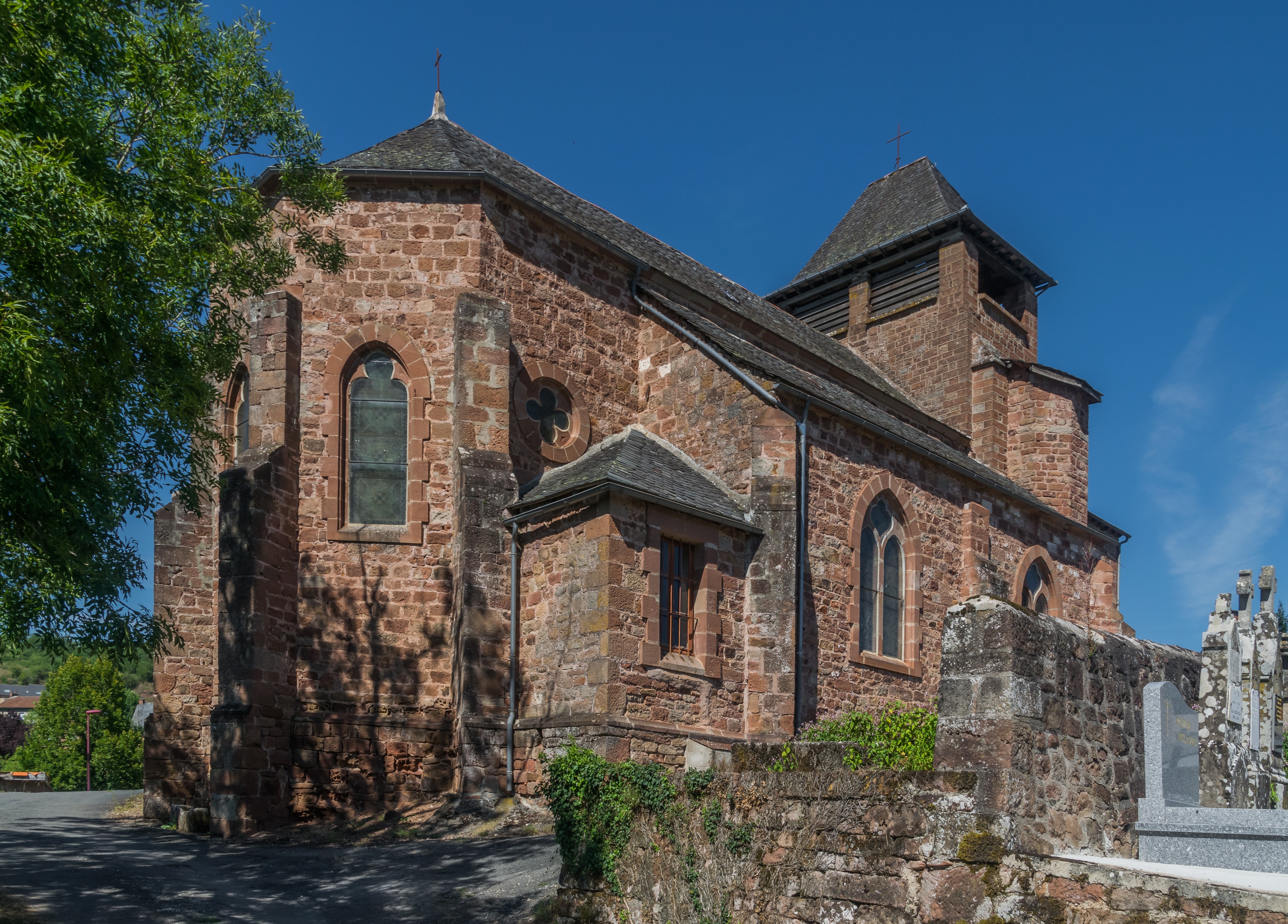 Saint Antonin Church of Nauviale 02