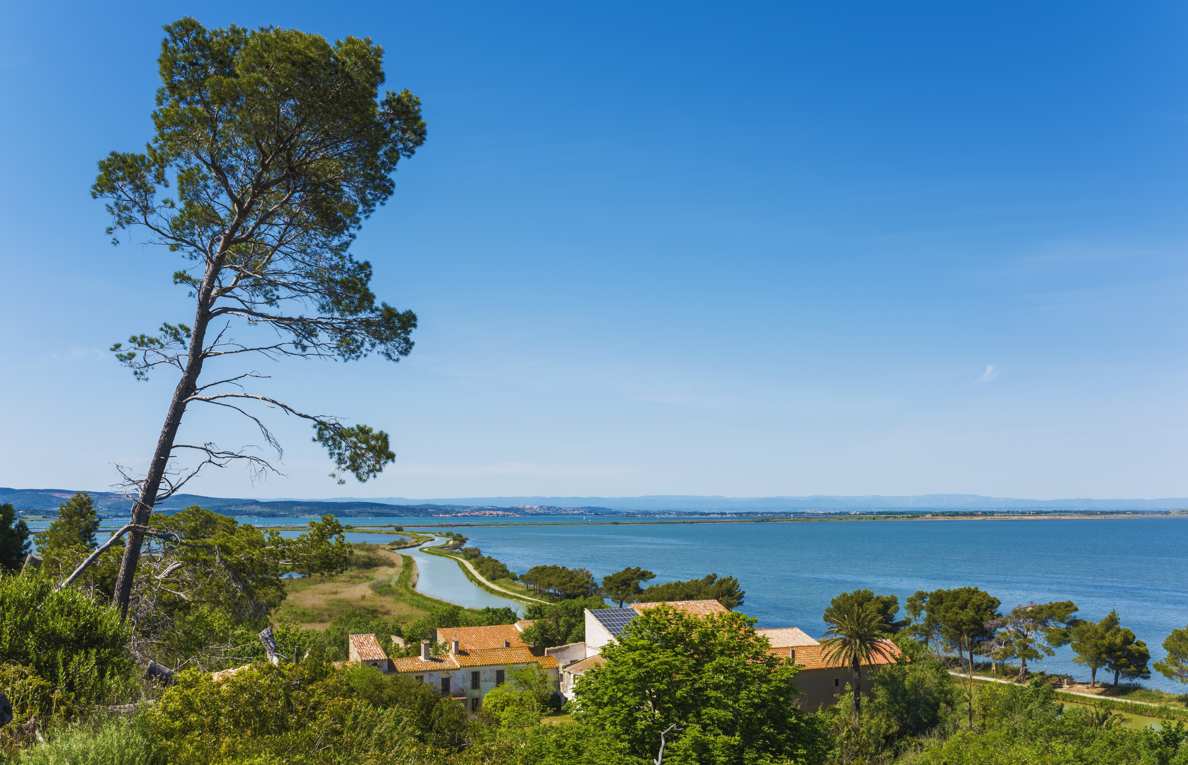 Sainte-Lucie, Aude 01