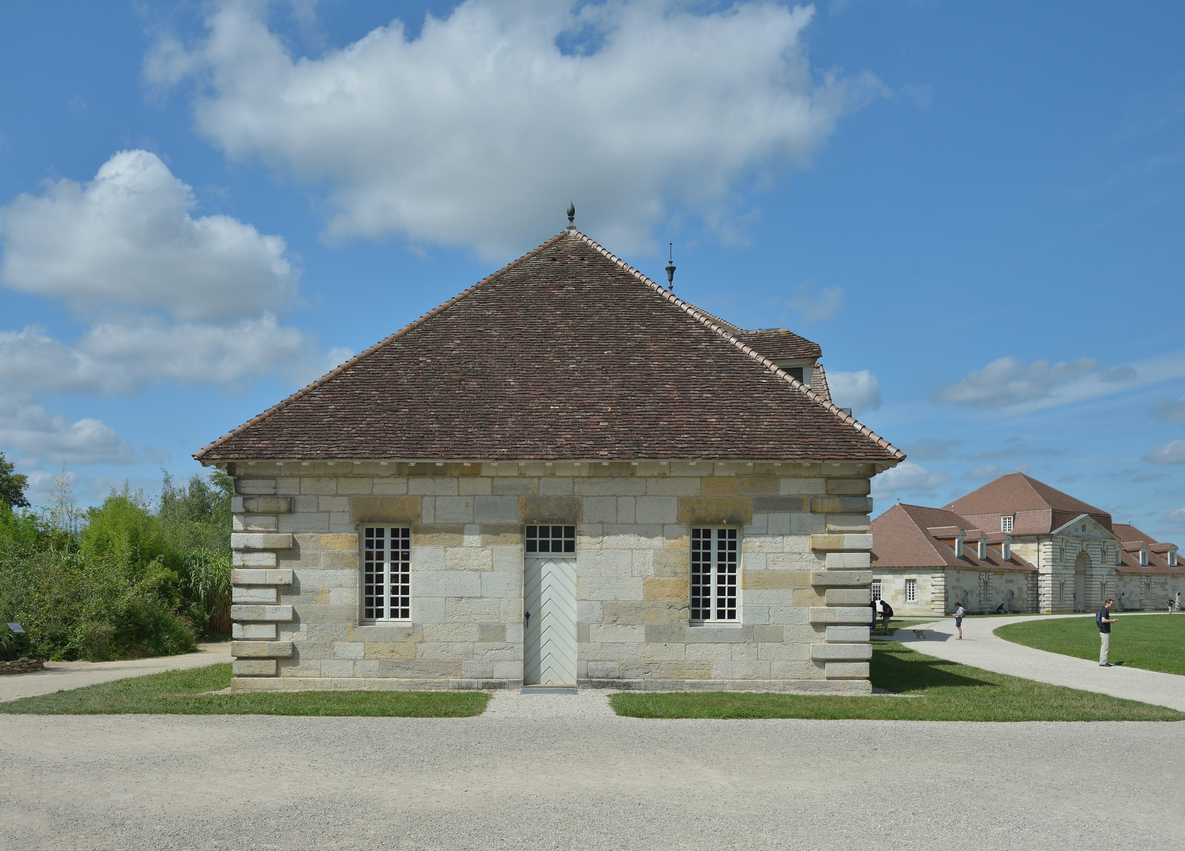 Saline royale d'Arc-et-Senans maison a w